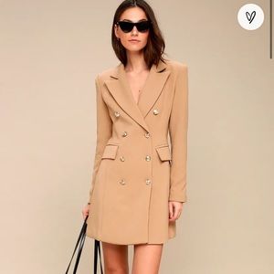 Lulus Captain's Blog Tan Double- Breasted Coat Size Small NWT